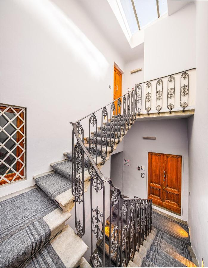 Condotta 16 Apartments Флоренция Экстерьер фото